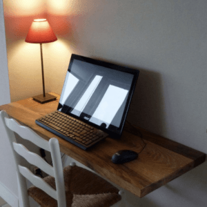 Tablette bureau en noyer