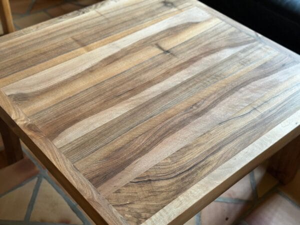 Table basse en noyer – Image 4